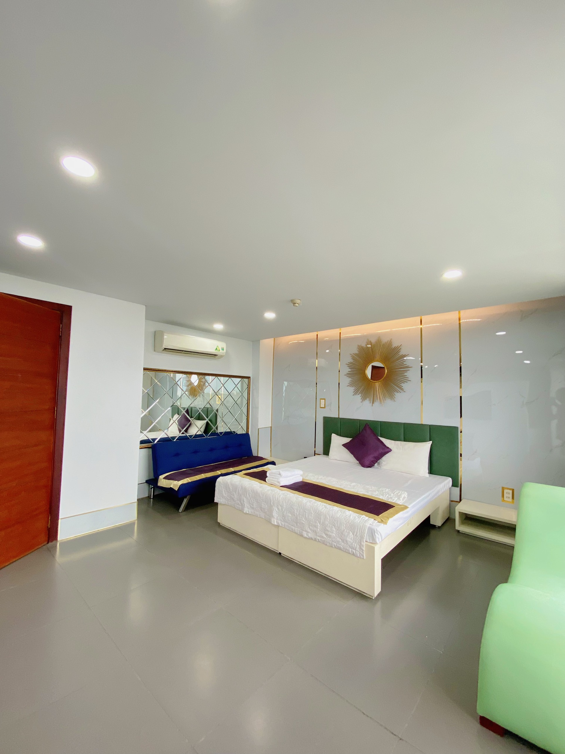 Super Vip Room